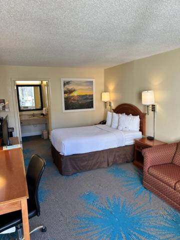 Days Inn By Wyndham Asheville West Candler Exteriör bild