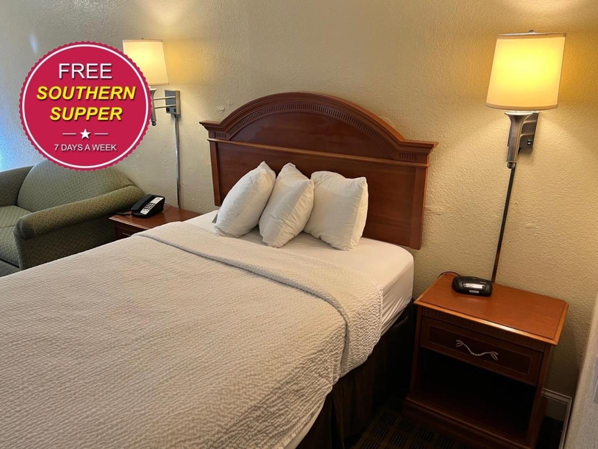 Days Inn By Wyndham Asheville West Candler Exteriör bild
